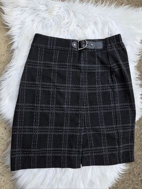 Classic Black Plaid Pencil Skirt with Belt - Size 4-6